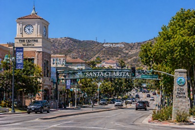 Santa Clarita1